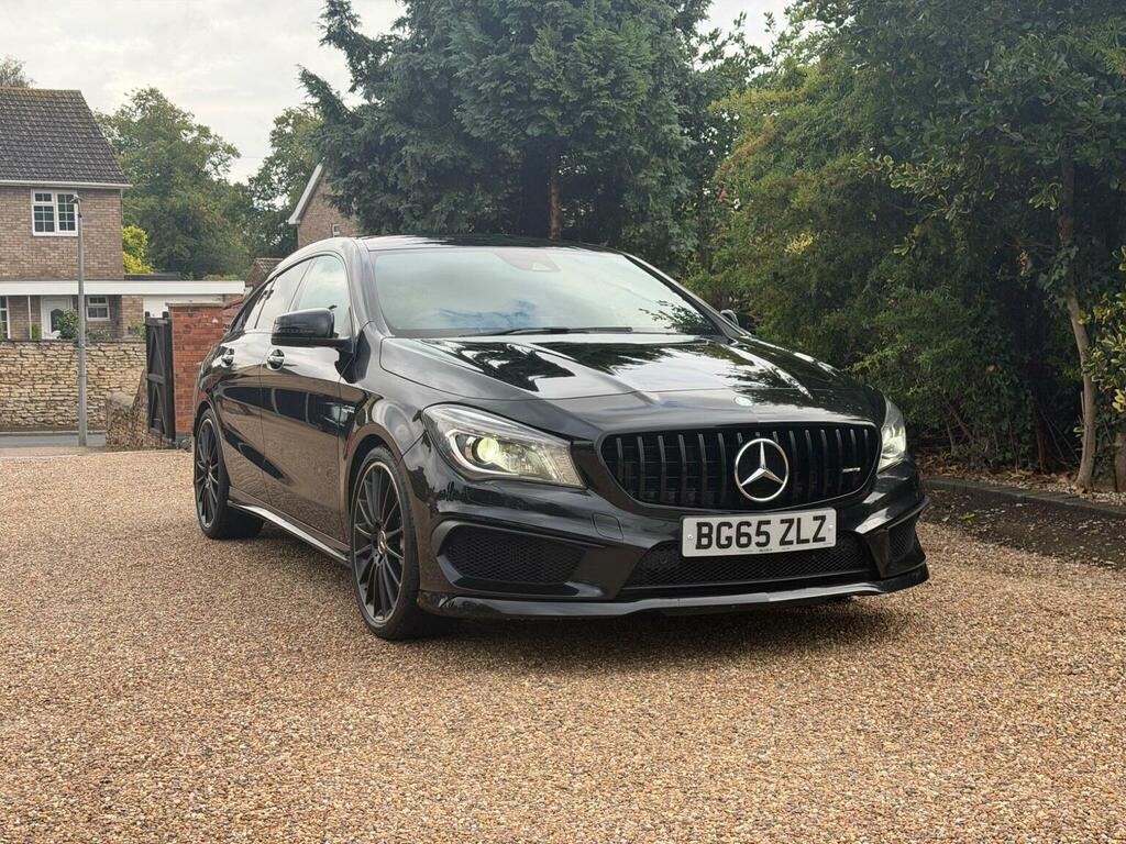 Mercedes-Benz CLA Class 2.0 Cla45 Amg Shooting Brake Spds Dct 4Matic Euro Black