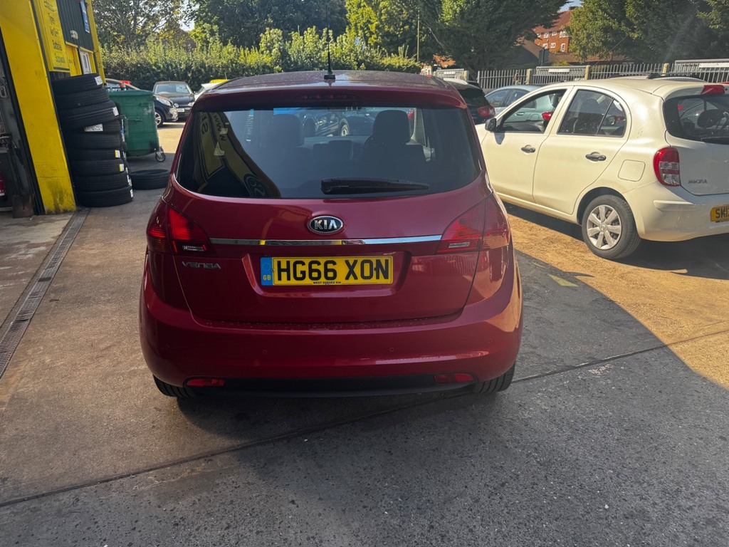Kia Venga 1.6 3 6 Red #6