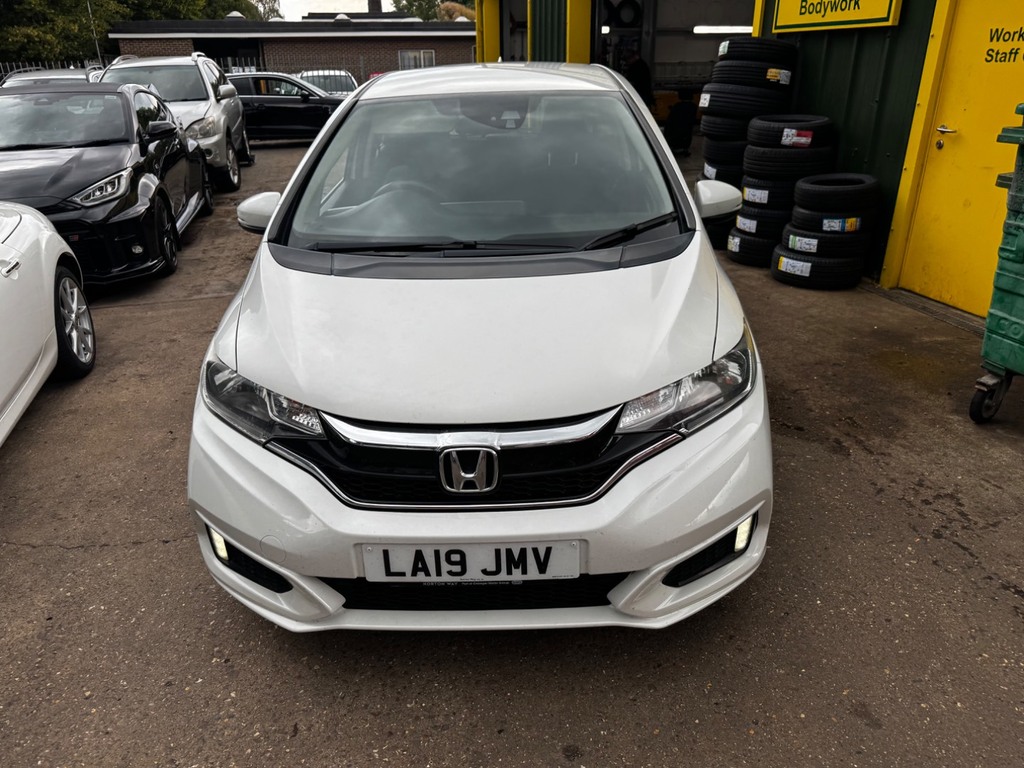 Honda Jazz 1.3 I-vtec S White #2