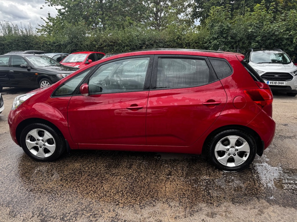 Kia Venga 1.6 3 Red #4