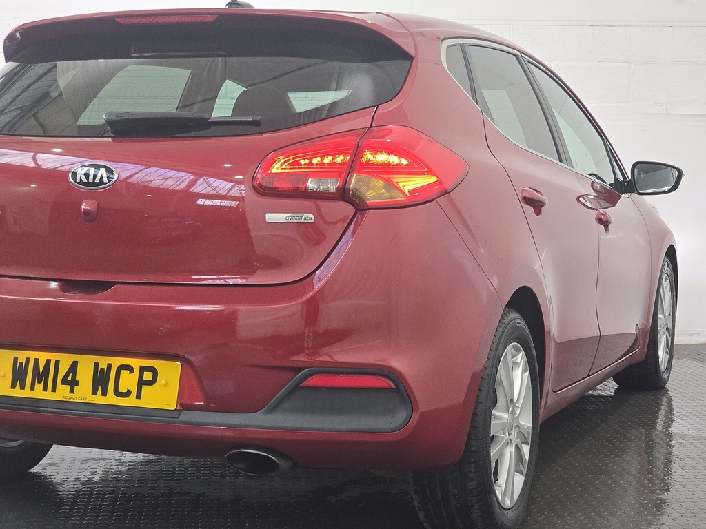 Kia Ceed Vr7 Red #26