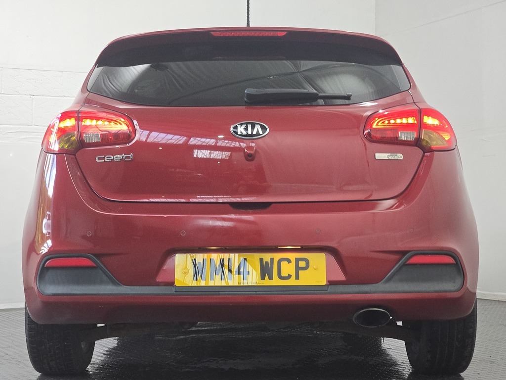 Kia Ceed Vr7 Red #18