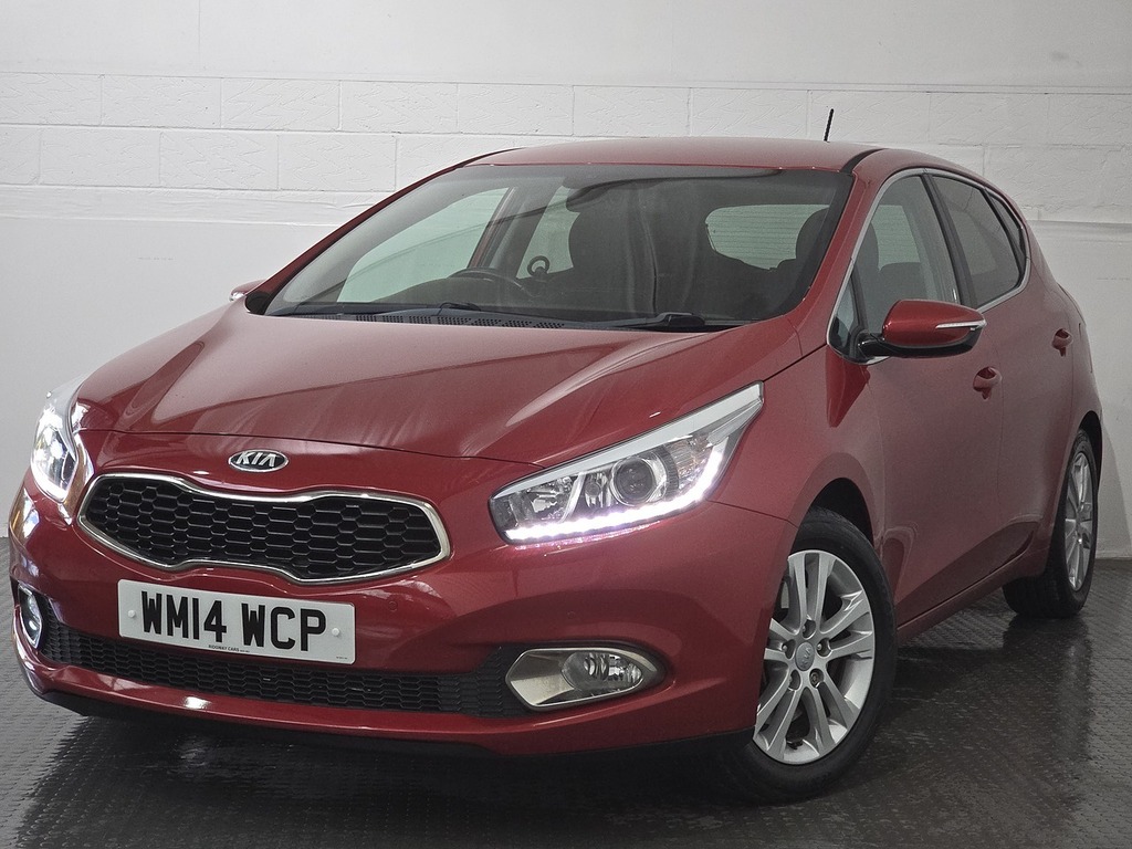 Kia Ceed Vr7 Red #11