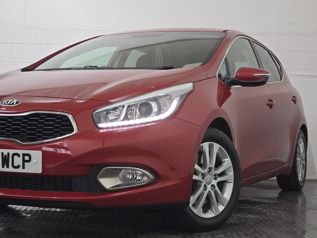 Kia Ceed Vr7 Red #15