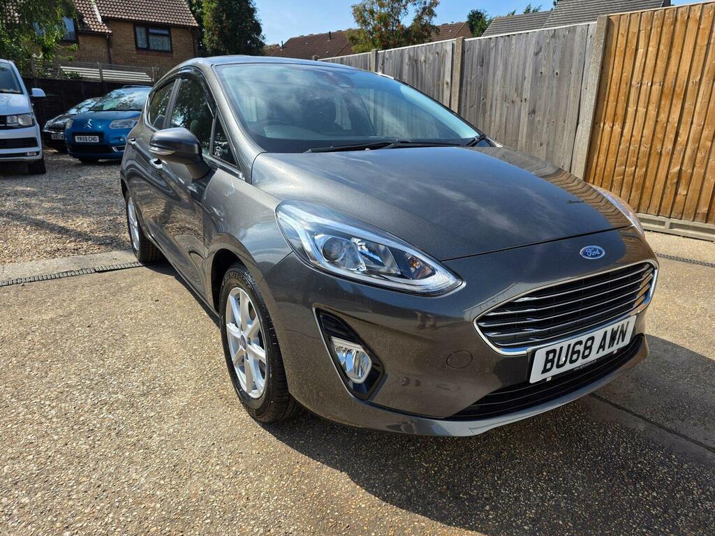 Ford Fiesta Hatchback 1.0T Ecoboost Zetec Euro 6 Ss 20 Grey