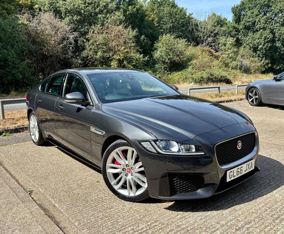 Jaguar XF Saloon 3.0D V6 S Euro 6 Ss 201666 Grey