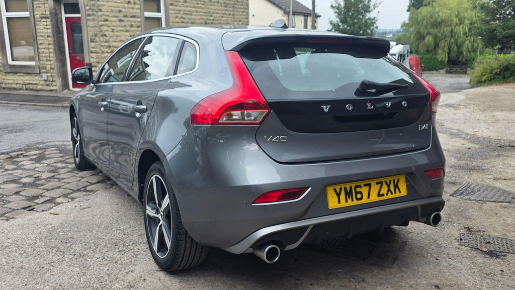Volvo V40 2.0 D4 R-design Nav Plus Euro 6 Ss YM67ZXK #4