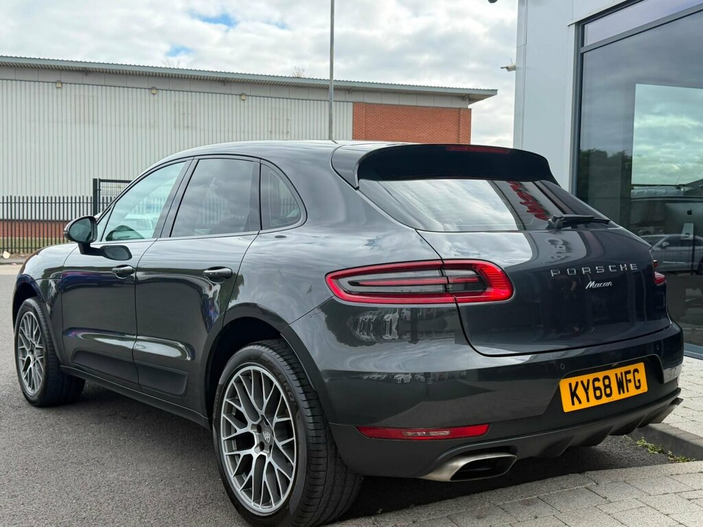 Porsche Macan 2.0T Pdk 4Wd Euro 6 Ss KY68WFG Grey #3