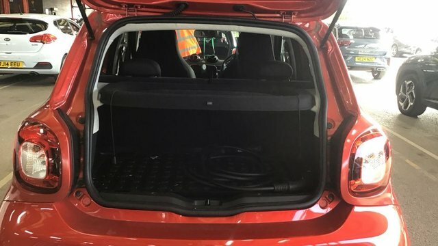 Smart Forfour Hatchback White #8