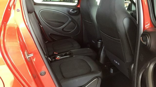 Smart Forfour Hatchback White #9