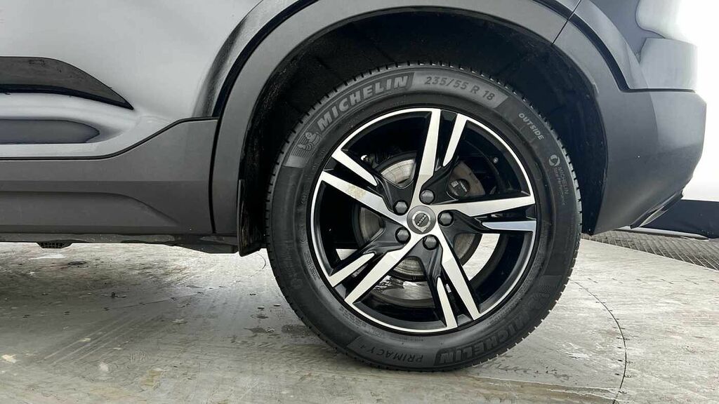 Volvo XC40 R-design T3 Very Low Miles YM21LHN Black #5