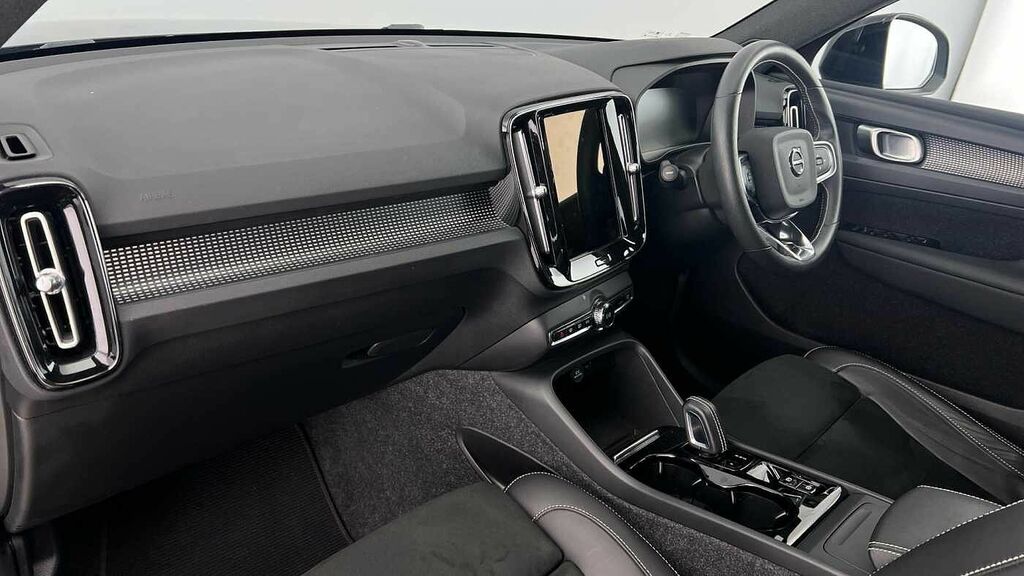 Volvo XC40 R-design T3 Very Low Miles YM21LHN Black #3