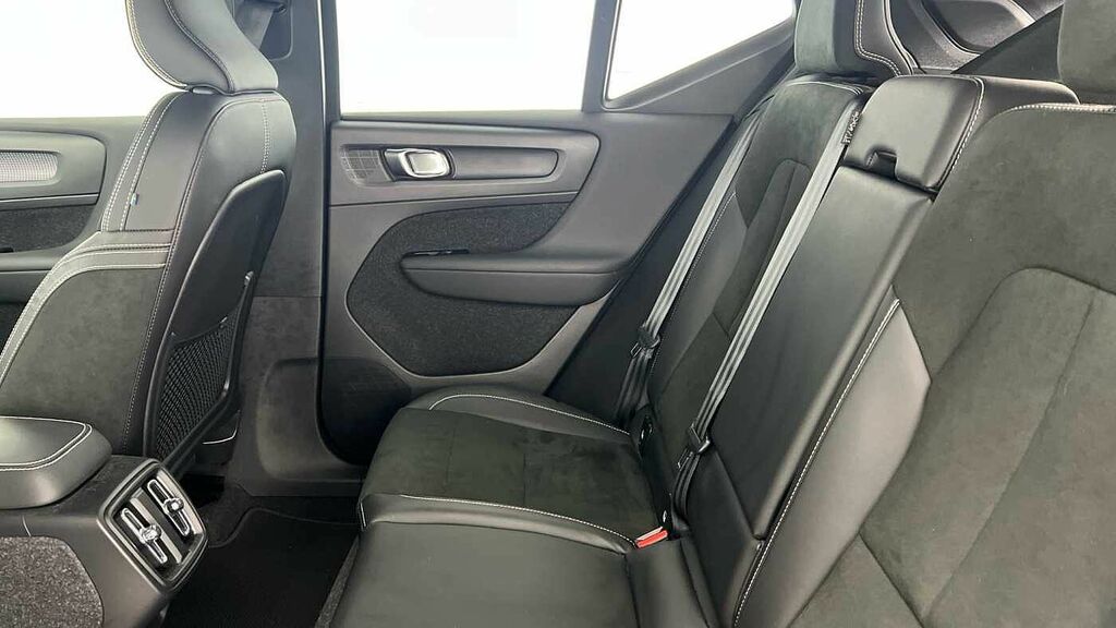 Volvo XC40 R-design T3 Very Low Miles YM21LHN Black #6