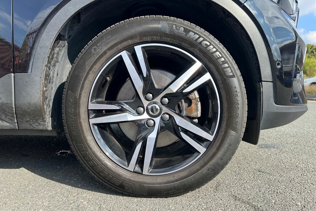 Volvo XC40 Plus, B3 Mild Hybrid, Dark YA23XST Black #5