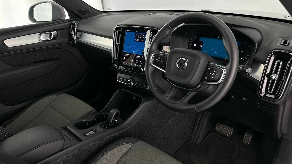 Volvo XC40 Core, B3 Mild Hybrid, KN75SZC Silver #3