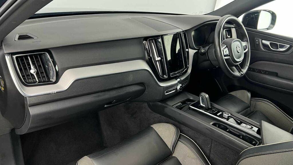 Volvo XC60 Recharge R-design, T6 Awd Plug-in Hybrid Blue #3