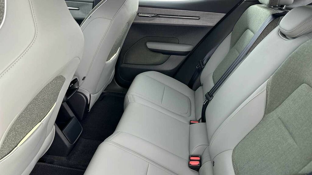 Volvo EX30 Ultra, P5 Long Range Saving On New Blue #13