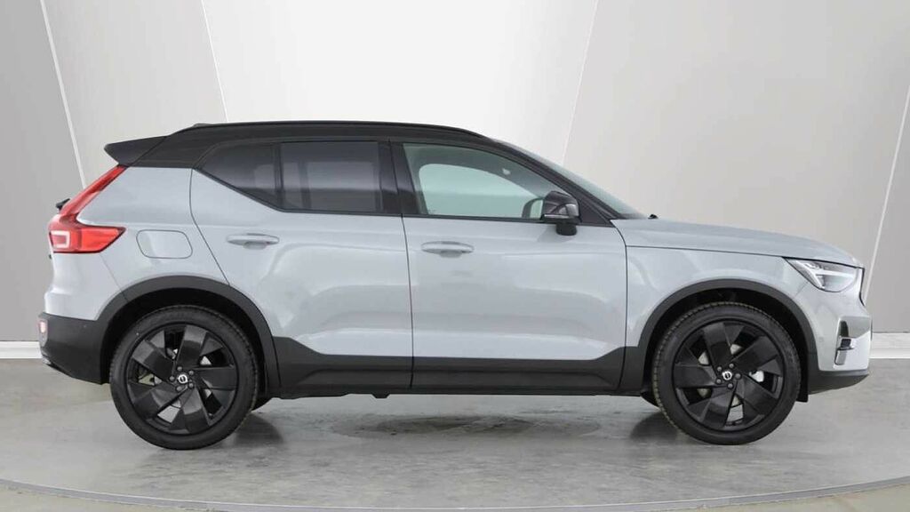Volvo XC40 2.0 B3p Plus Black Edition Blue #8
