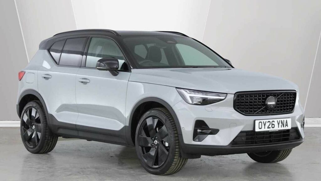 Volvo XC40 2.0 B3p Plus Black Edition Blue #1