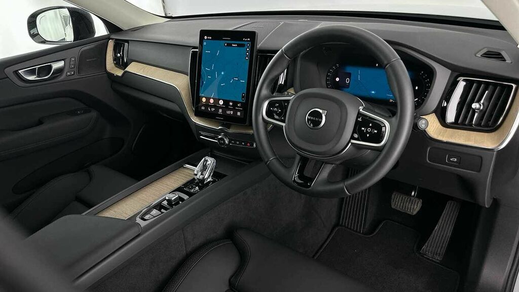 Volvo XC60 Plus, B5 Awd Mild Hybrid, Dark Grey #3