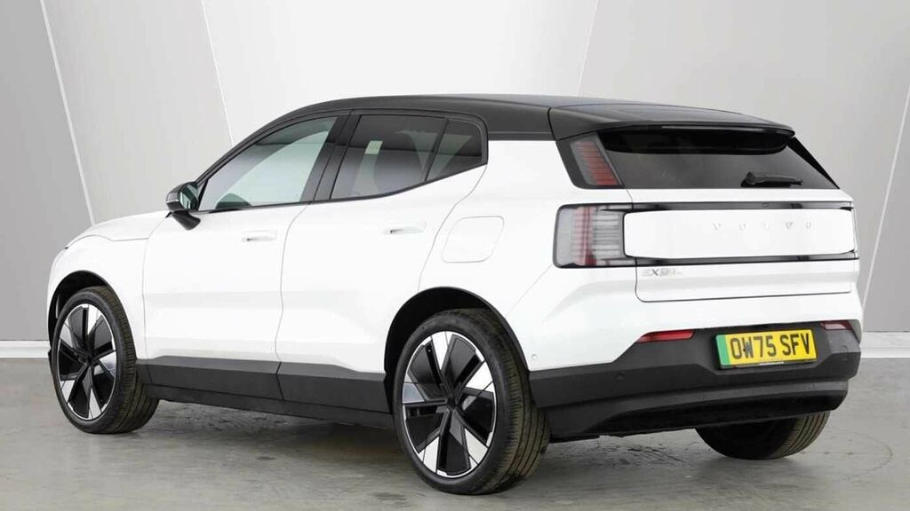 Volvo EX30 Ultra, Twin Motor Performance, White #2
