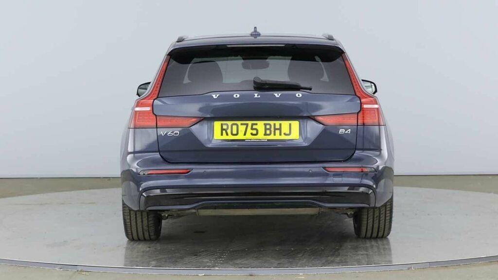 Volvo V60 Ultra, B4 Mild Hybrid, Dark Blue #4