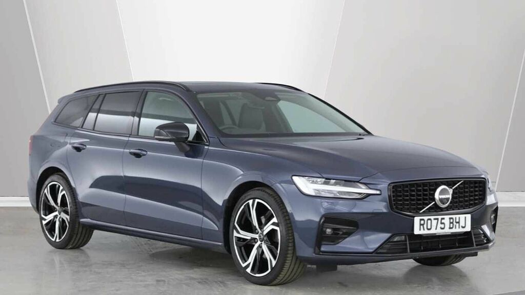 Volvo V60 Ultra, B4 Mild Hybrid, Dark Blue