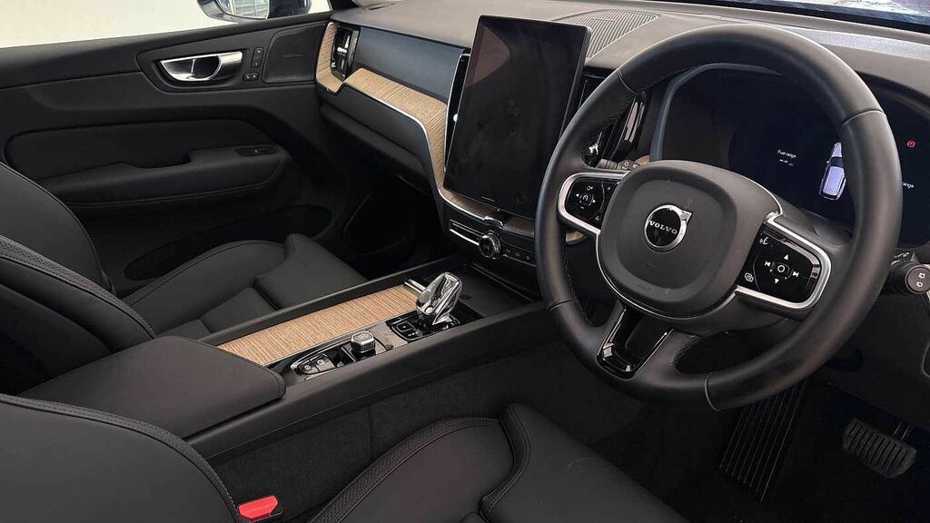 Volvo XC60 Plus, T6 Awd Plug-in Hybrid, Dark Black #3
