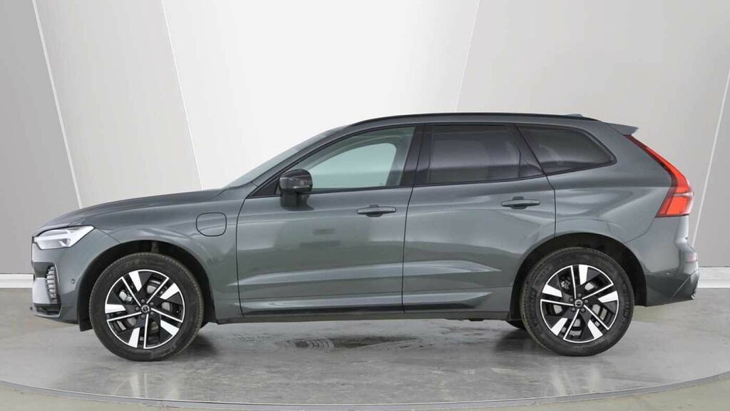Volvo XC60 Plus, T6 Awd Plug-in Hybrid, Dark  #5