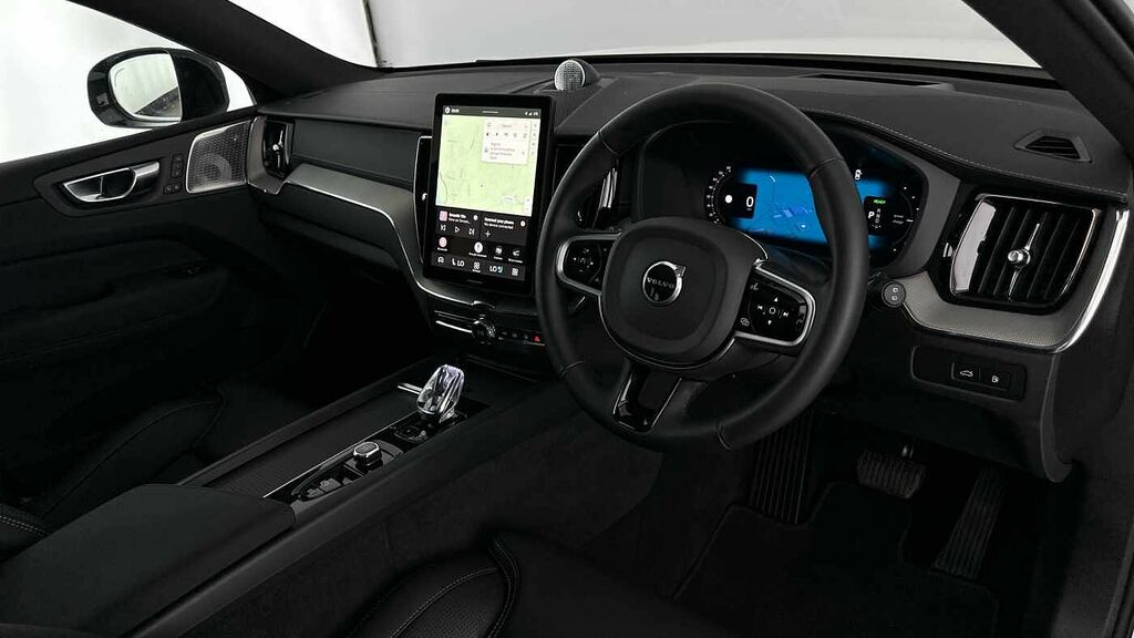 Volvo XC60 Black Edition Ultra, T8 Awd Plug-in Hybrid, Electr White #3