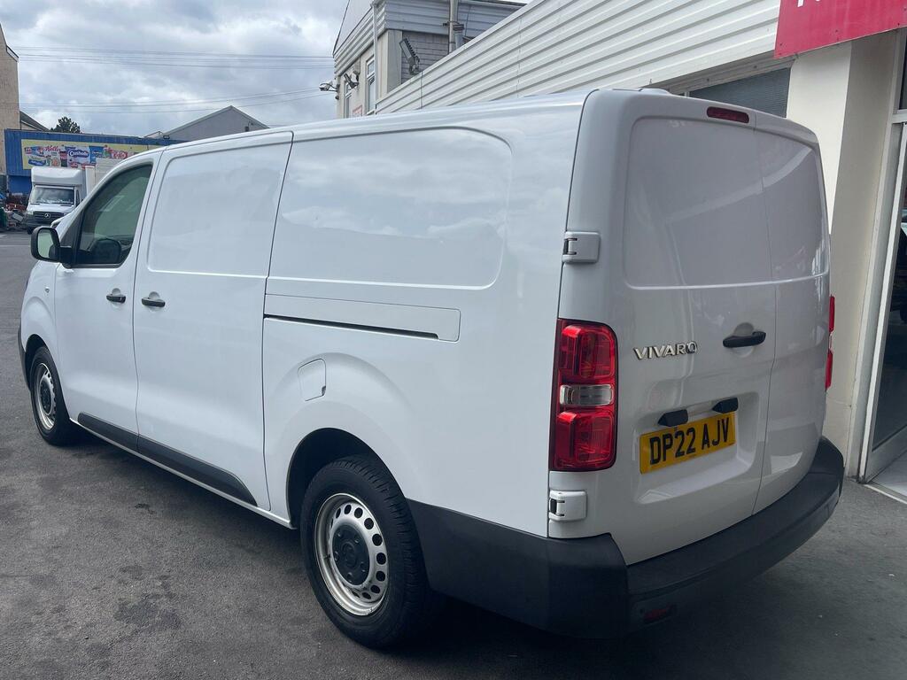 Vauxhall Vivaro Diesel DP22AJV White