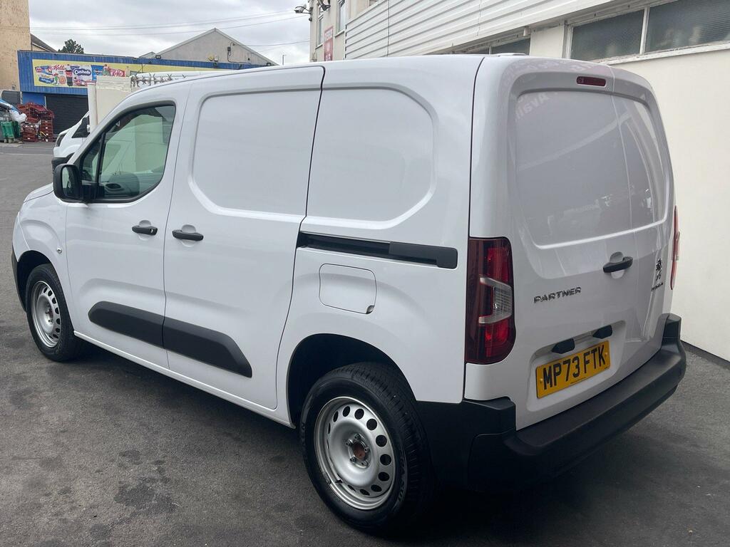 Peugeot Partner Diesel MP73FTK White