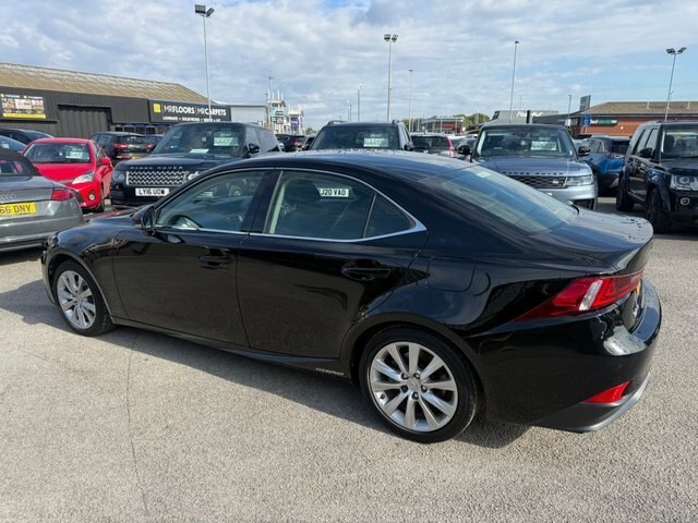 Lexus IS 300H Executive Edition Saloon Black #4