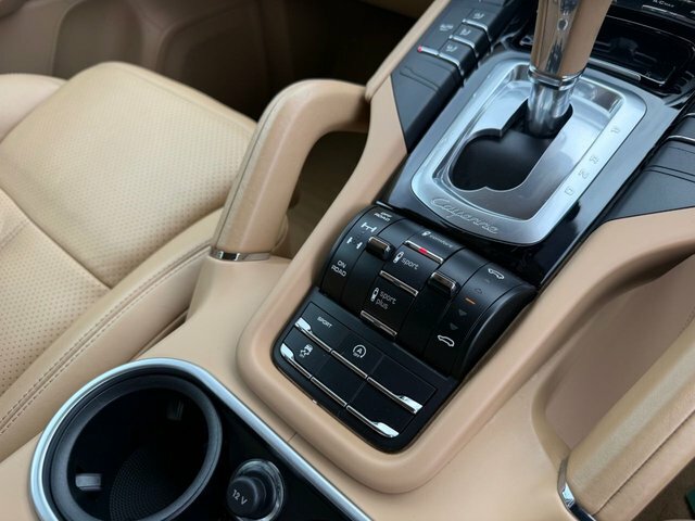 Porsche Cayenne  Red #26