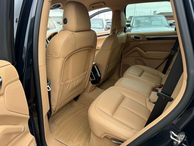 Porsche Cayenne  Red #29