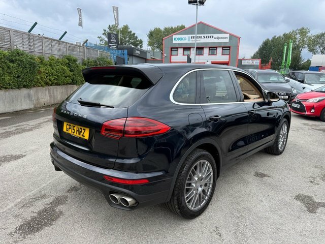 Porsche Cayenne  Red #9
