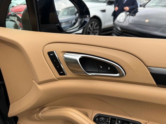 Porsche Cayenne  Red #19
