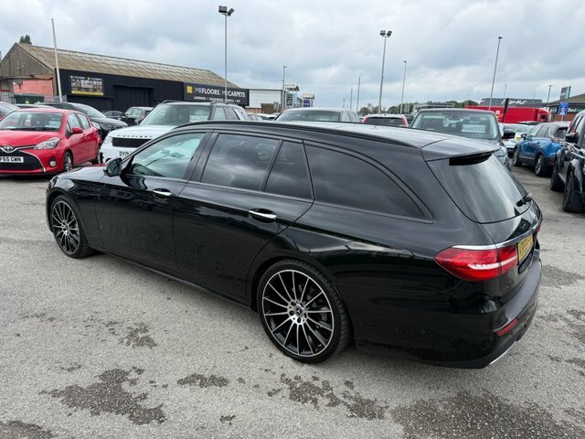 Mercedes-Benz E Class E220d Amg Line Night KR69FDF Black #4