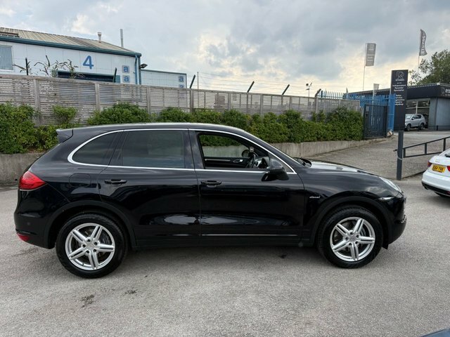 Porsche Cayenne 3.0Td V6 Tiptronic White #10