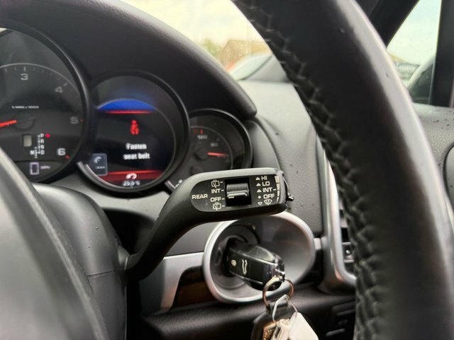 Porsche Cayenne 3.0Td V6 Tiptronic White #19