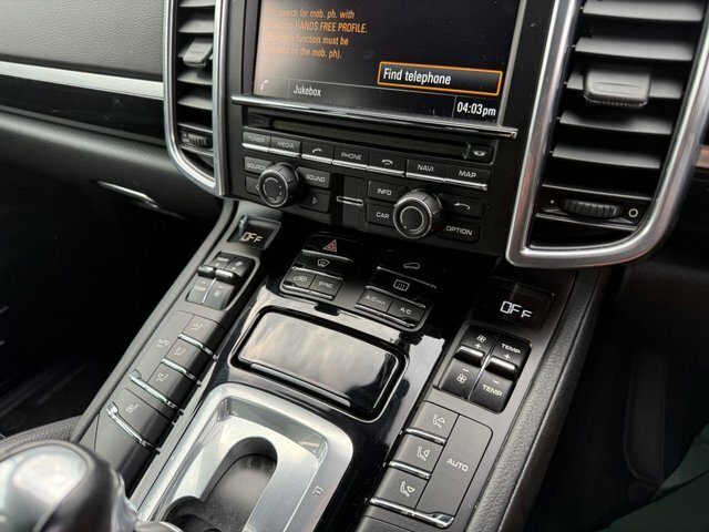Porsche Cayenne 3.0Td V6 Tiptronic White #25