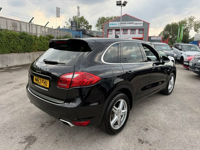 Porsche Cayenne 3.0Td V6 Tiptronic White #8