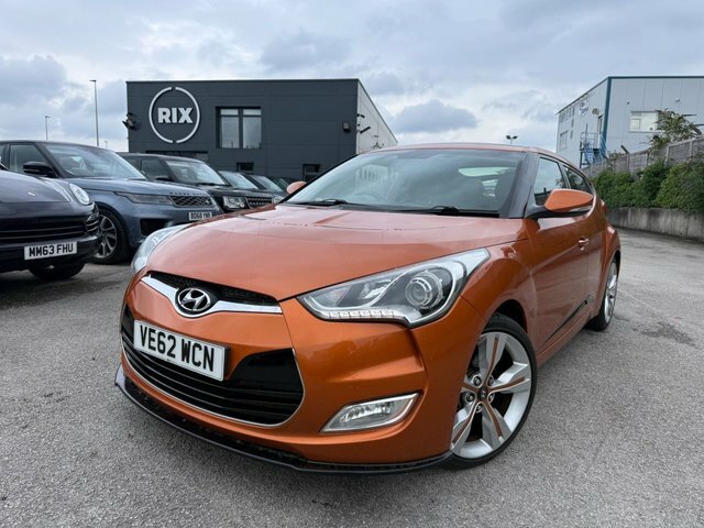 Hyundai Veloster Hatchback Black #1