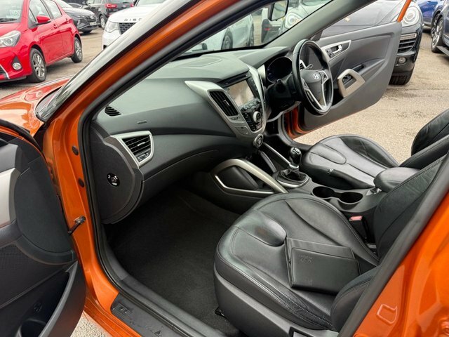 Hyundai Veloster Hatchback Black #30