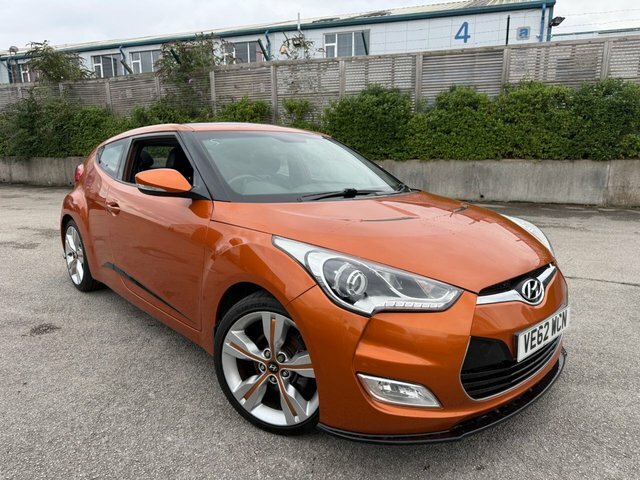 Hyundai Veloster Hatchback Black #11