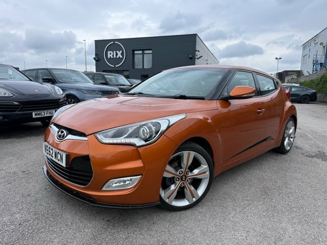 Hyundai Veloster Hatchback Black #2