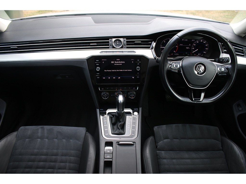Volkswagen Passat Tdi Gt U371 Ulez White