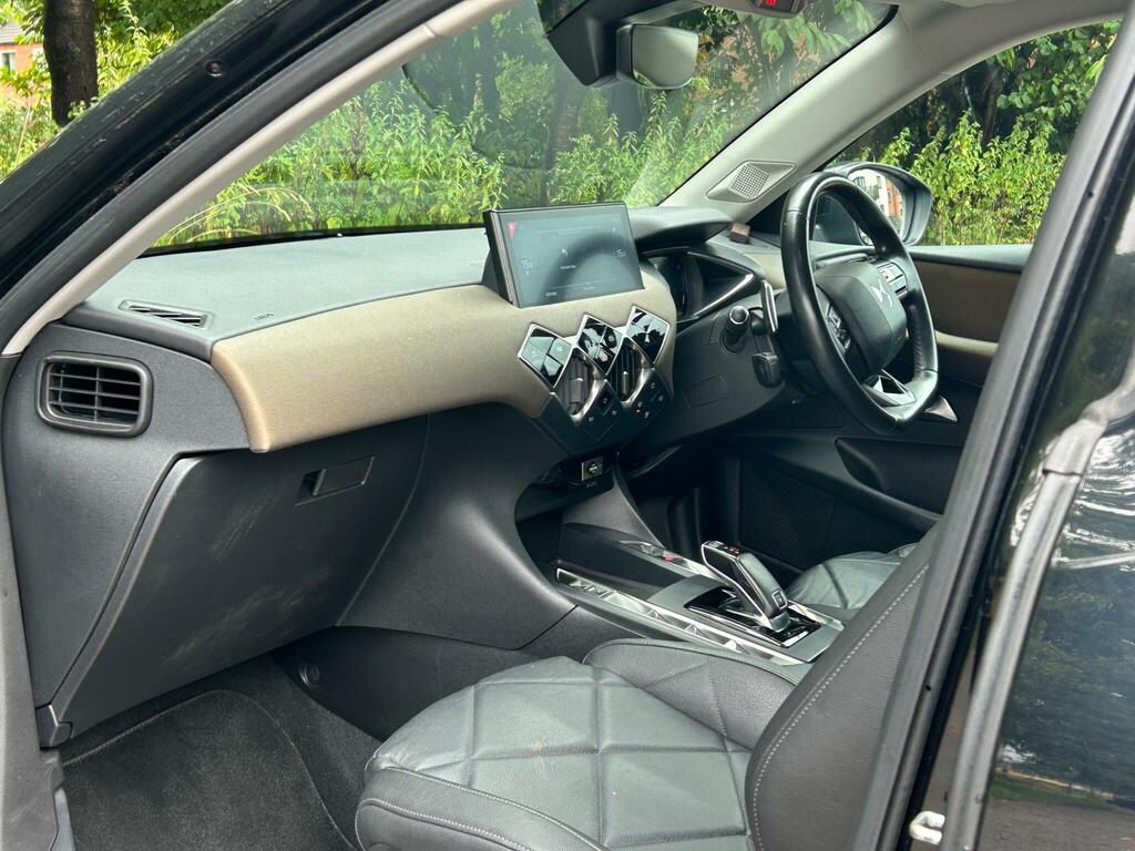 DS DS 3 Crossback Performance Line Grey #40