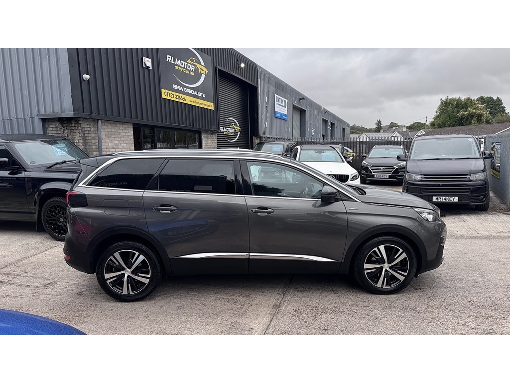 Peugeot 5008 Bluehdi Gt Line Grey #3