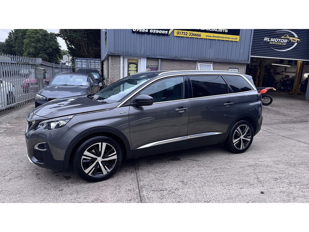 Peugeot 5008 Bluehdi Gt Line Grey